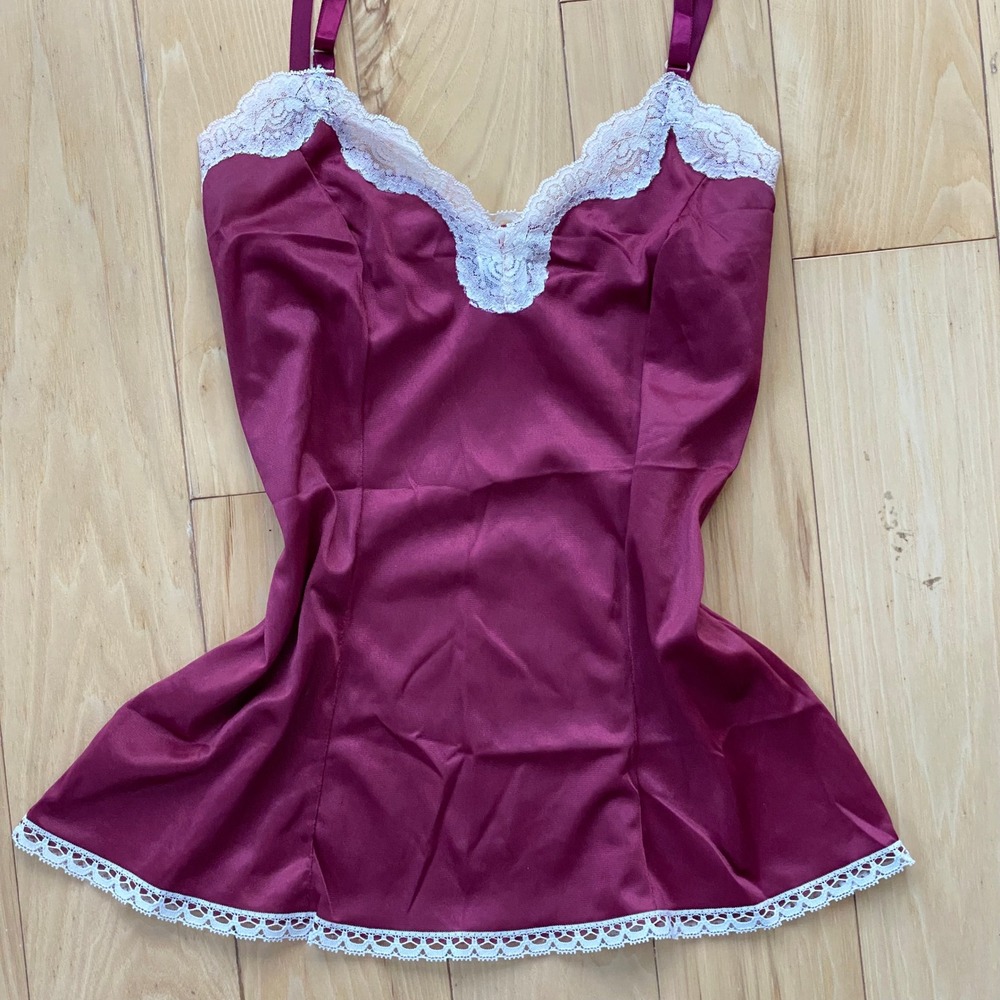 VTG Feminine Romantic Coquette Red Lace Trim Cami Tank Dainty Chic ILGWU - Small